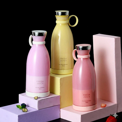 Mini portable juice blander